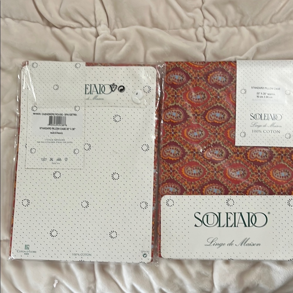 Soleiado Red and Orange Pillowcase Set